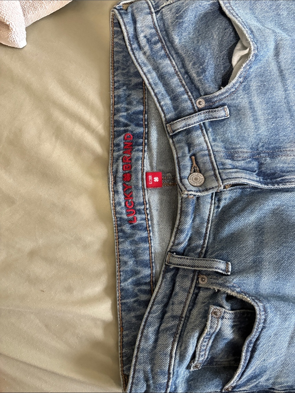 Lucky brand baggy women’s jeans